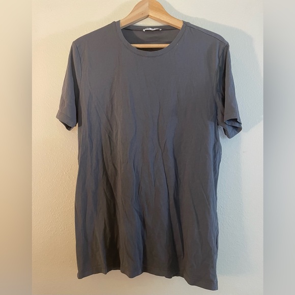 Zara Tee Shirt - Picture 1 of 3